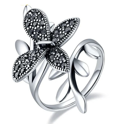 exquisite leafy butterfly ring