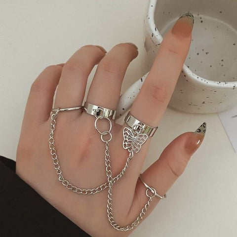 geometric butterfly ring with chain